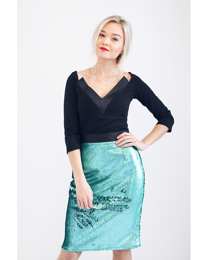 GREEN SEQUIN PENCIL SKIRT
