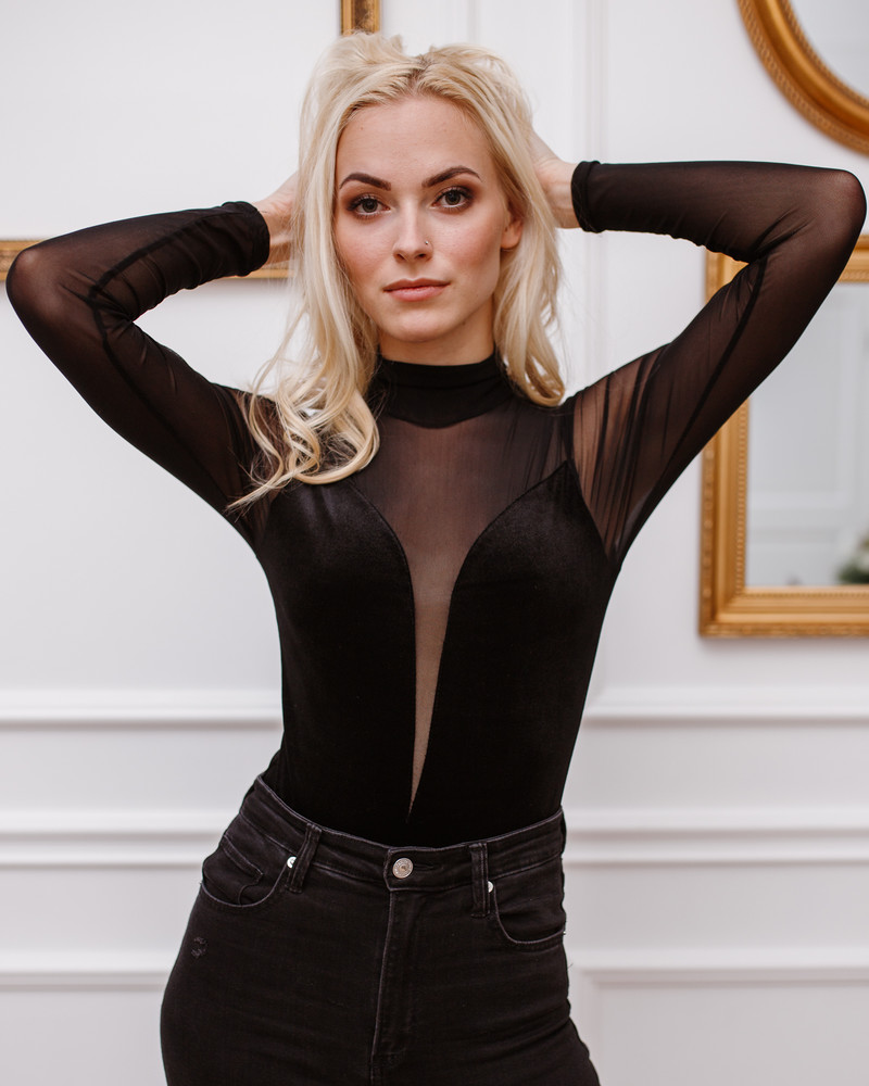 ELECTRIC LONG SLEEVE BODY VELVET BLACK