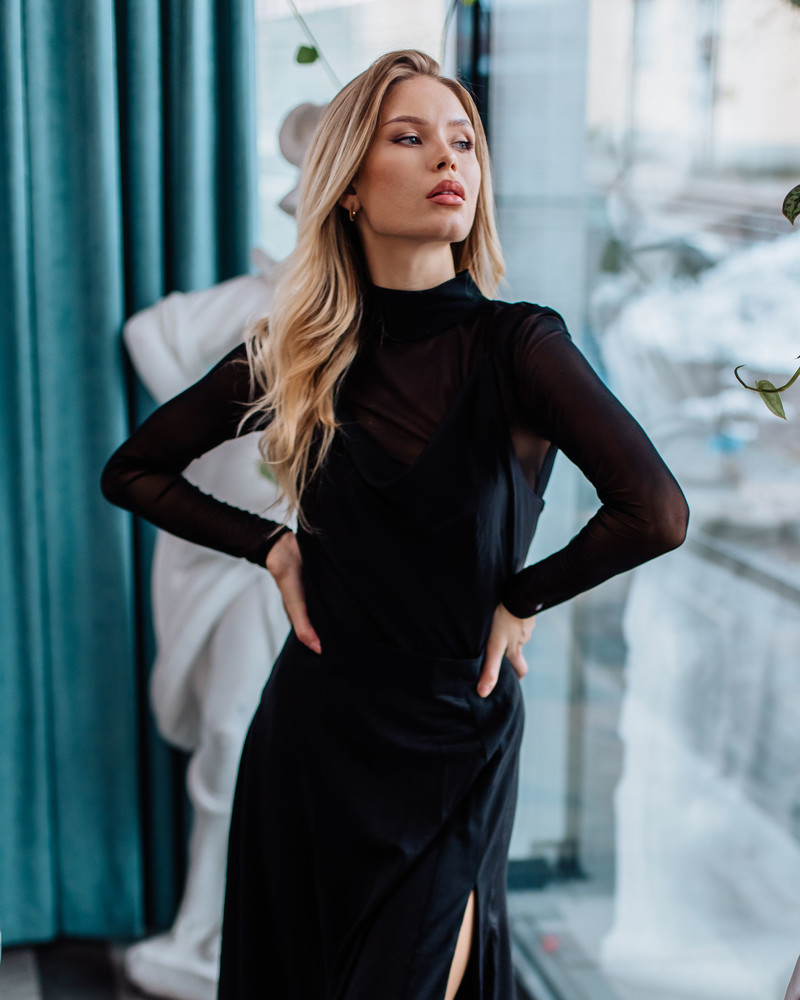 SILKY TOP BLACK