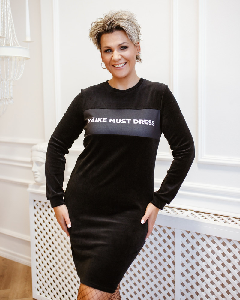 VÄIKE MUST LONG SLEEVE DRESS VELVET BLACK