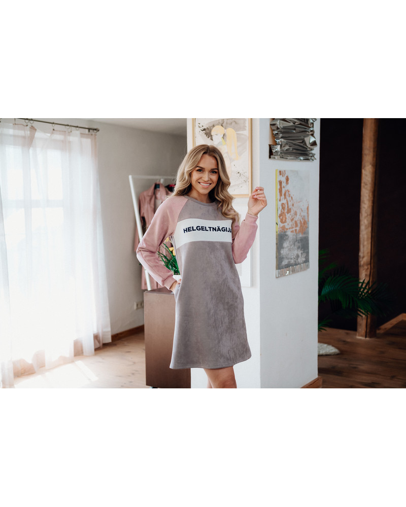 HELGELTNÄGIJA DRESS SUEDE GREY & PINK