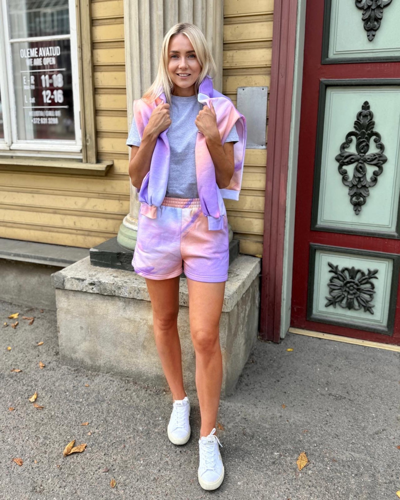 PASTEL OMBRE SKY SPORT SHORTS