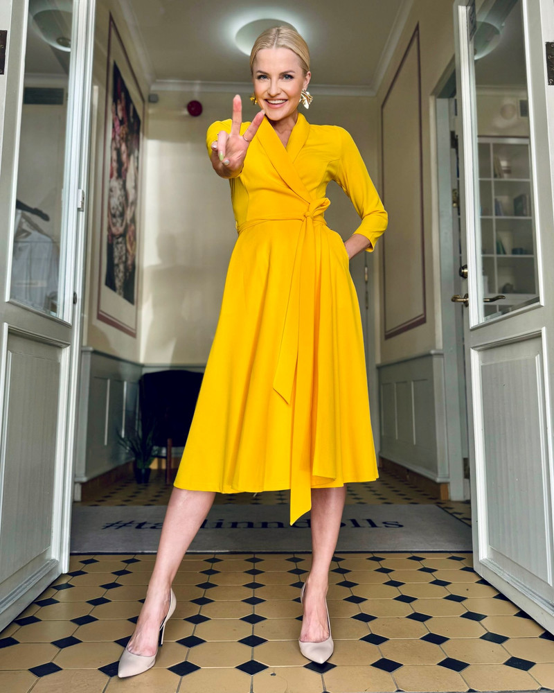 MOON MIDI DRESS YELLOW
