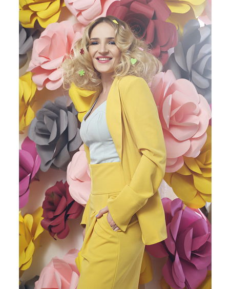 YELLOW ELEGANT JACKET