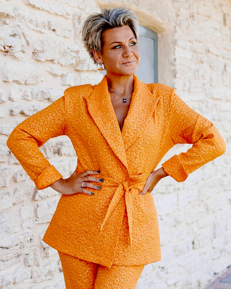 FLOWER POWER SUIT ORANGE JACKET