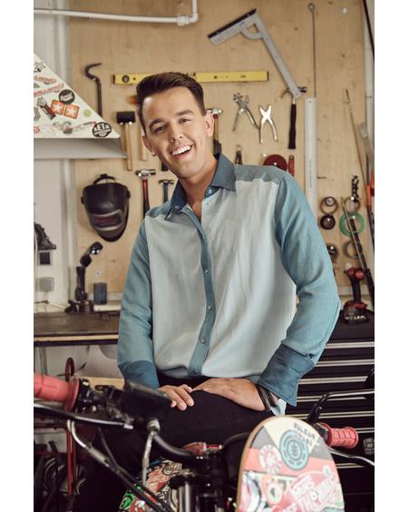 UNISEX LIGHT BLUE DENIM SHIRT