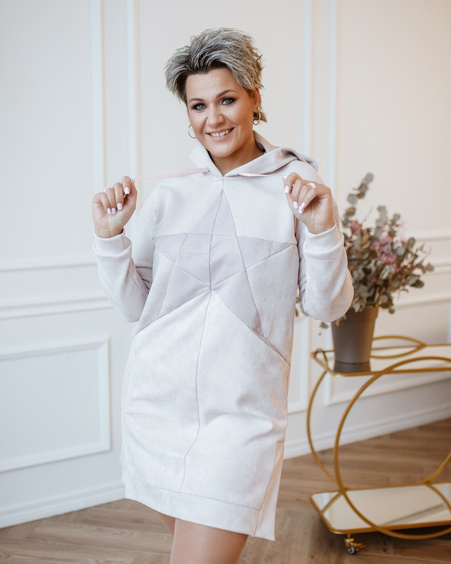 STAR HOODED SWEATER DRESS SUEDE BLUSH
