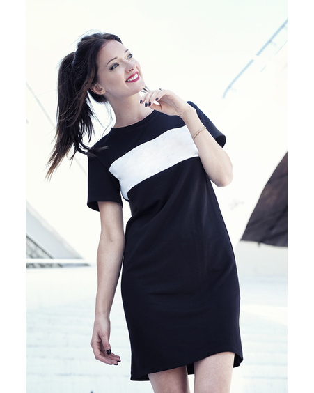CUSTOM SLOGAN - VÄIKE MUST DRESS