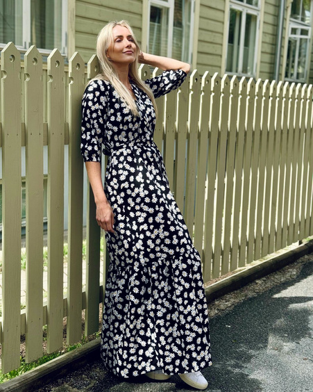 SUMMER COMET MAXI DRESS DAISY BLACK
