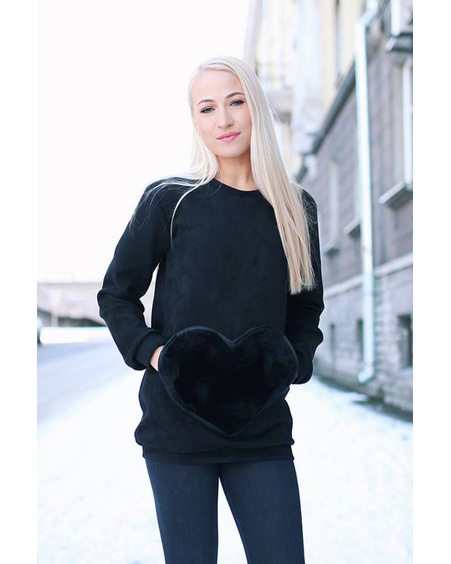 FUR HEART POCKET SWEATER