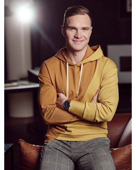 YELLO MUSTARD UNISEX SWEATER